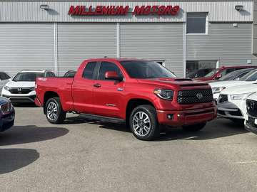 SR5 TRD OFF ROAD DOUBLE CAB I-FORCE V8 4X4/NAVI/B.CAM/FINANCING AVAILABLE