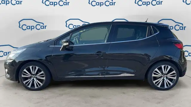 Renault Clio view 2