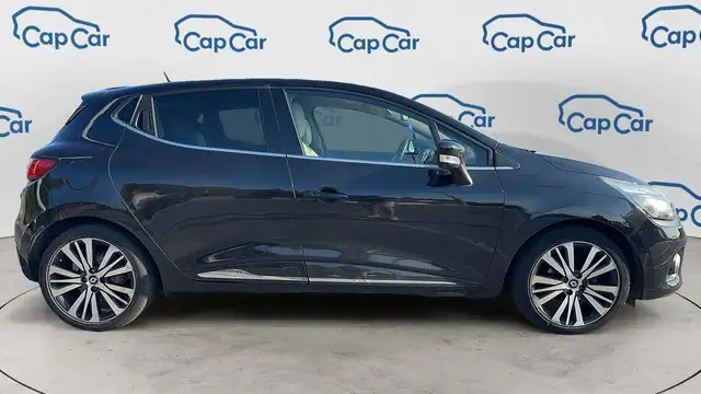 Renault Clio view 4