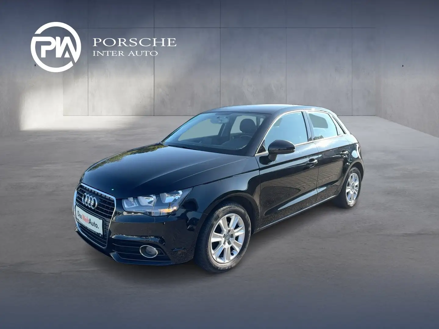 Audi A1 1.2 TFSI Attraction Schwarz - 1