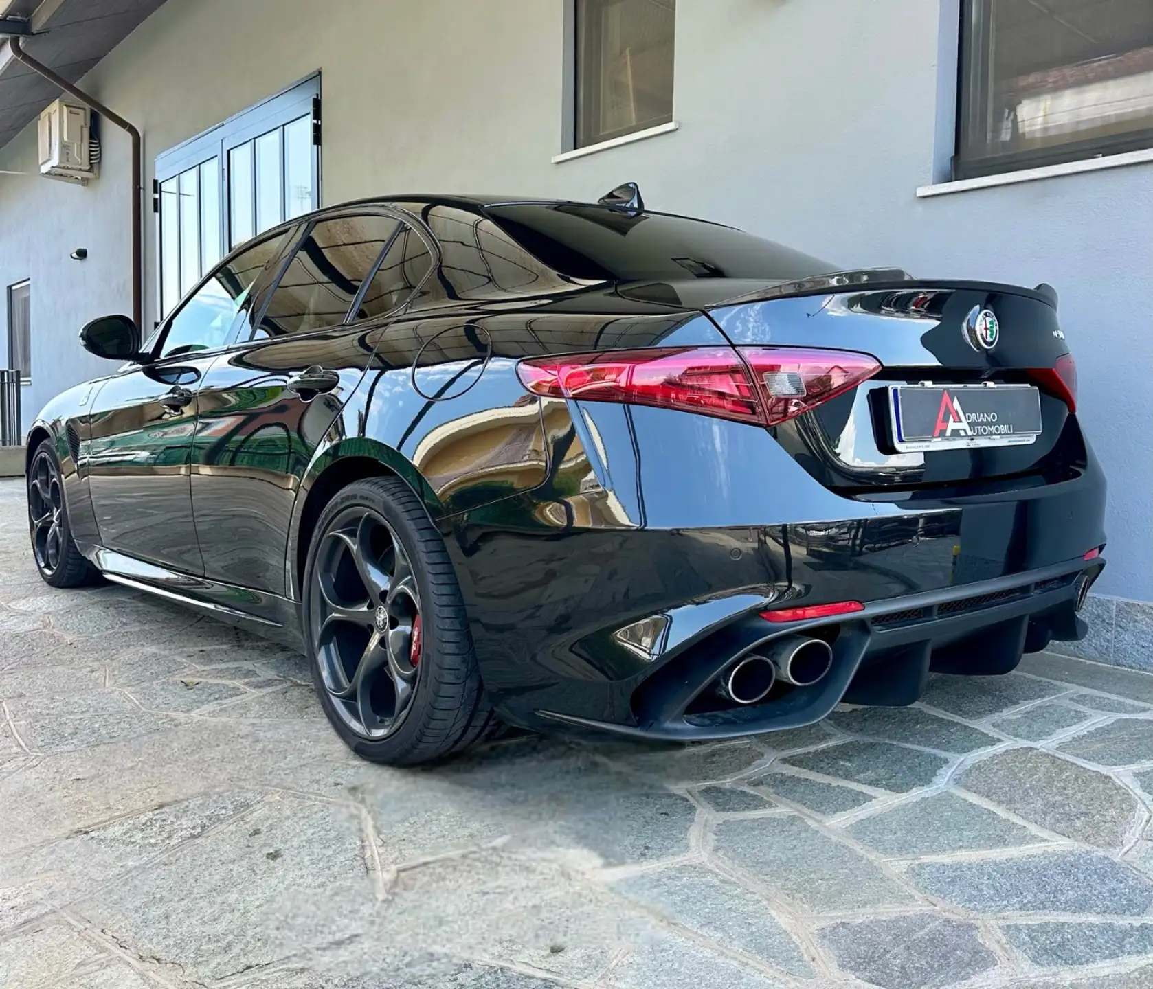 Alfa Romeo Giulia 2016 검정 사진 3