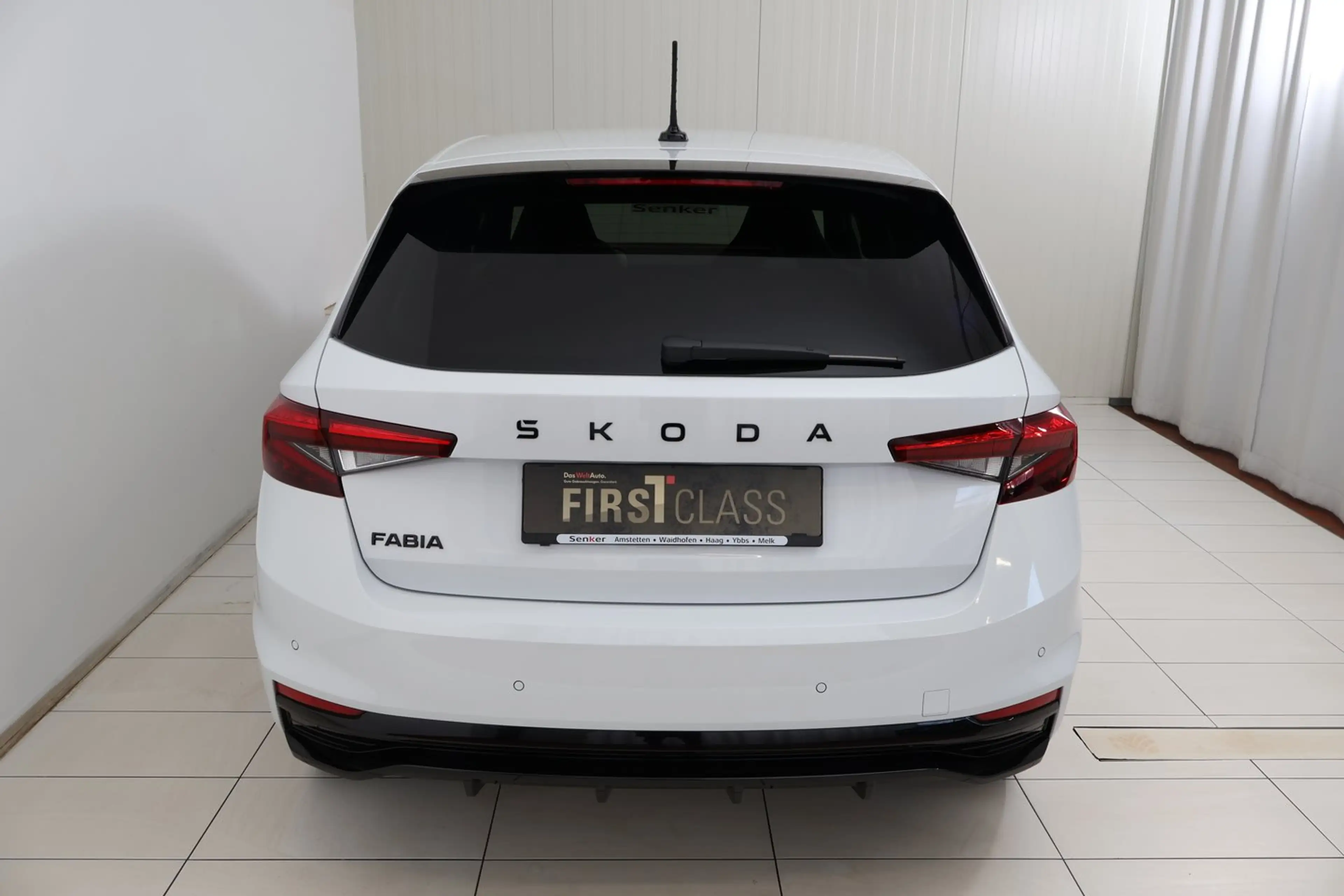 Skoda Fabia Monte Carlo TSI — photo 3