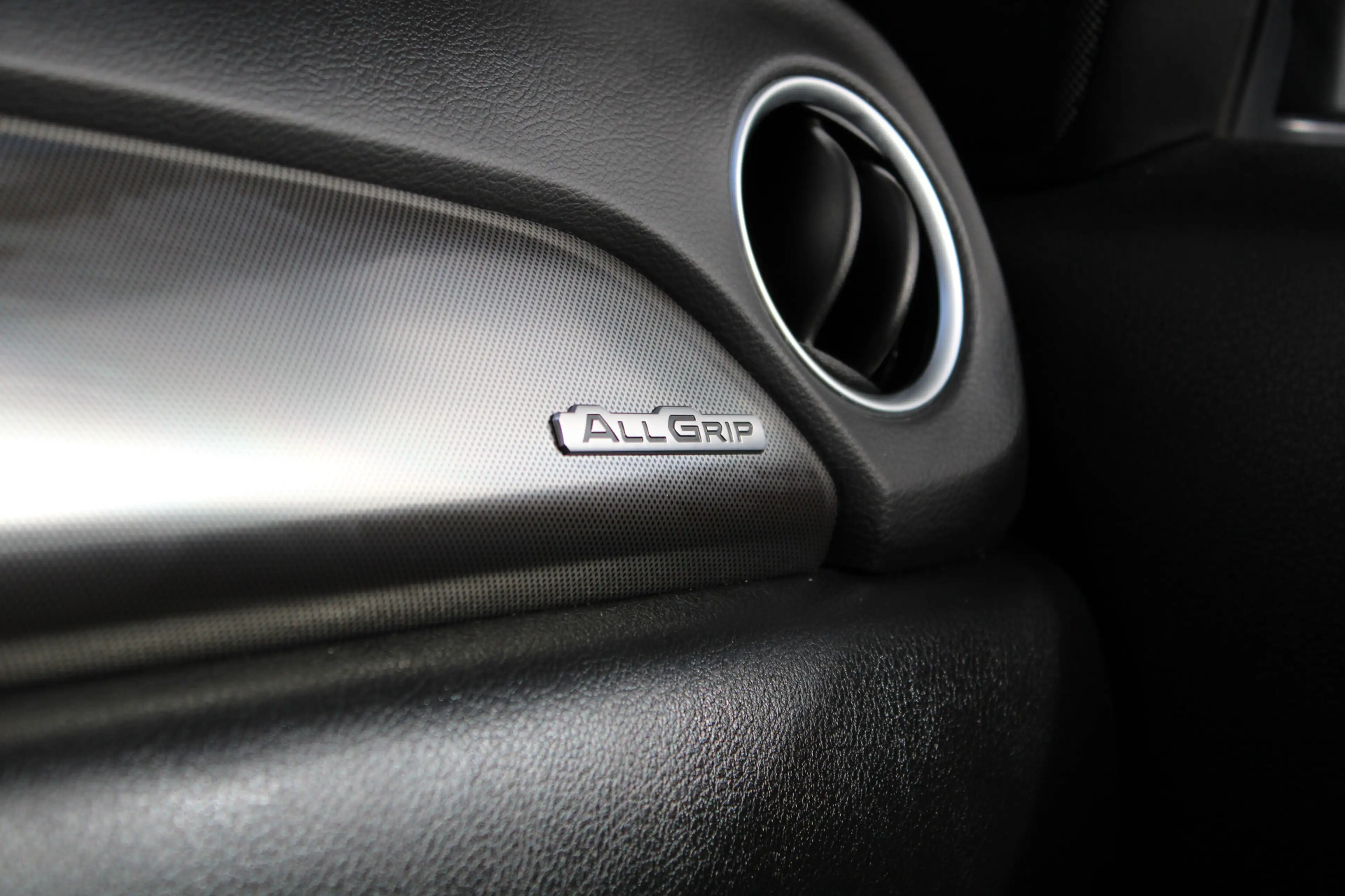 Suzuki Vitara 1.4 Boosterjet Style Smart Hybrid AllGrip SCHUIFDA — photo 17