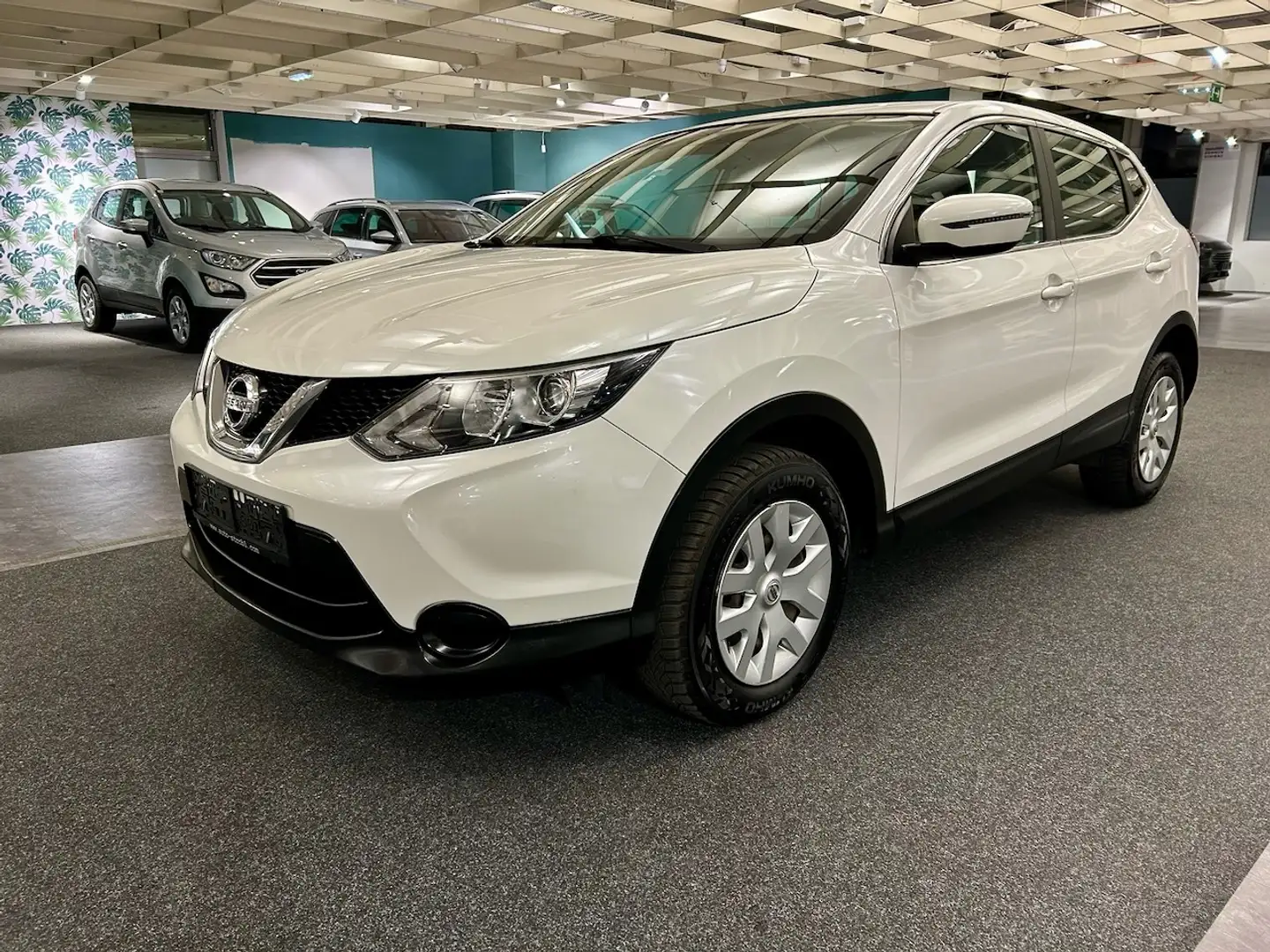 Nissan Qashqai 1,2 DIG-T Visia Weiß - 1