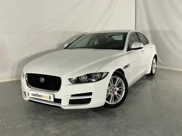Jaguar XE 2.0 Diesel Pure 180
