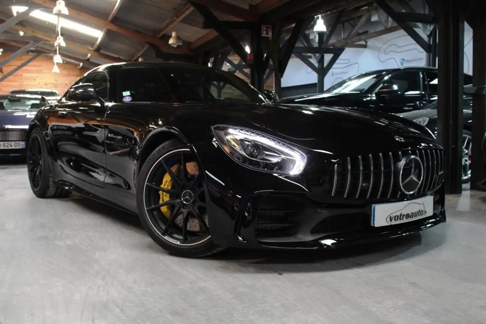 Mercedes-Benz 4.0 V8 585 R SPEEDSHIFT 7 Noir - 1