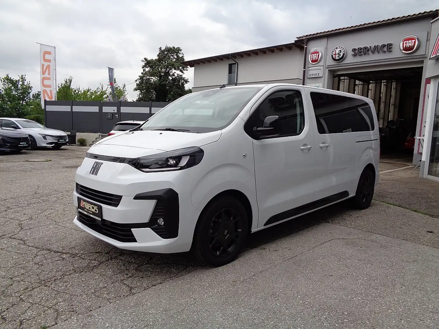 Fiat Ulysse MY26 L2 BlueHDi 2,2 180 EAT8 Diesel Automatik S&S Weiß - 1