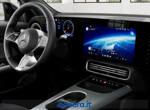 Mercedes-Benz GLB view 6