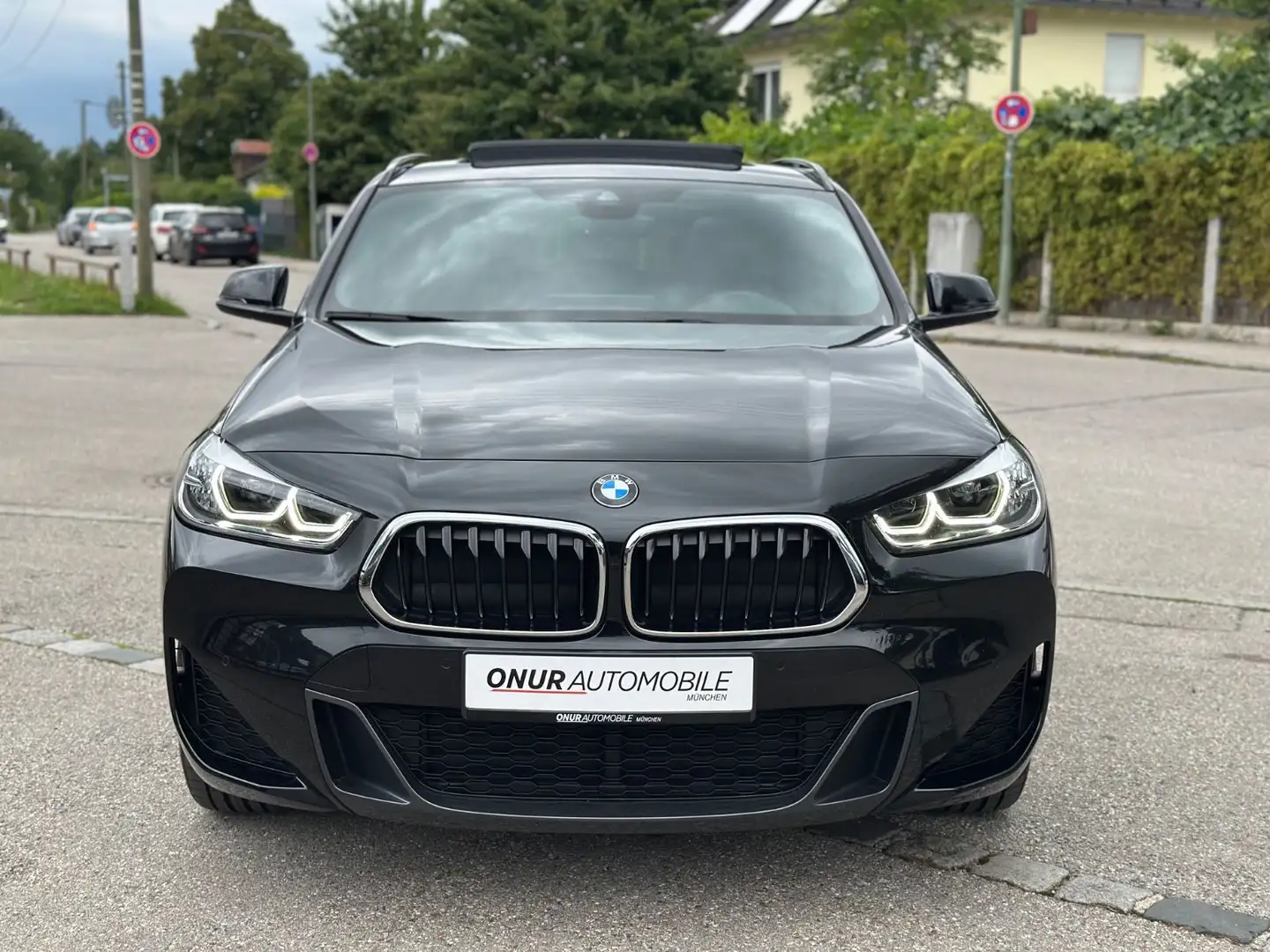 BMW X2 xDrive 20d M-Sport NaviProf HuD Pano ACC AHK Noir - 2