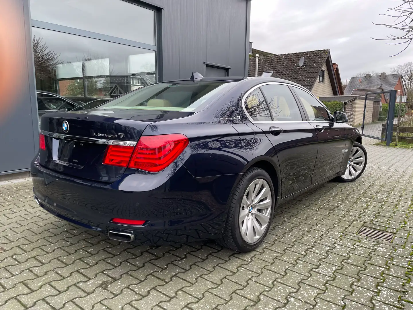 BMW Active Hybrid 7 HUD / EGSSD / Rollo Fondtüren Mwst. ausweisbar Blau - 2