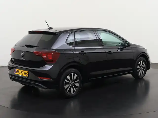 Volkswagen Polo view 4