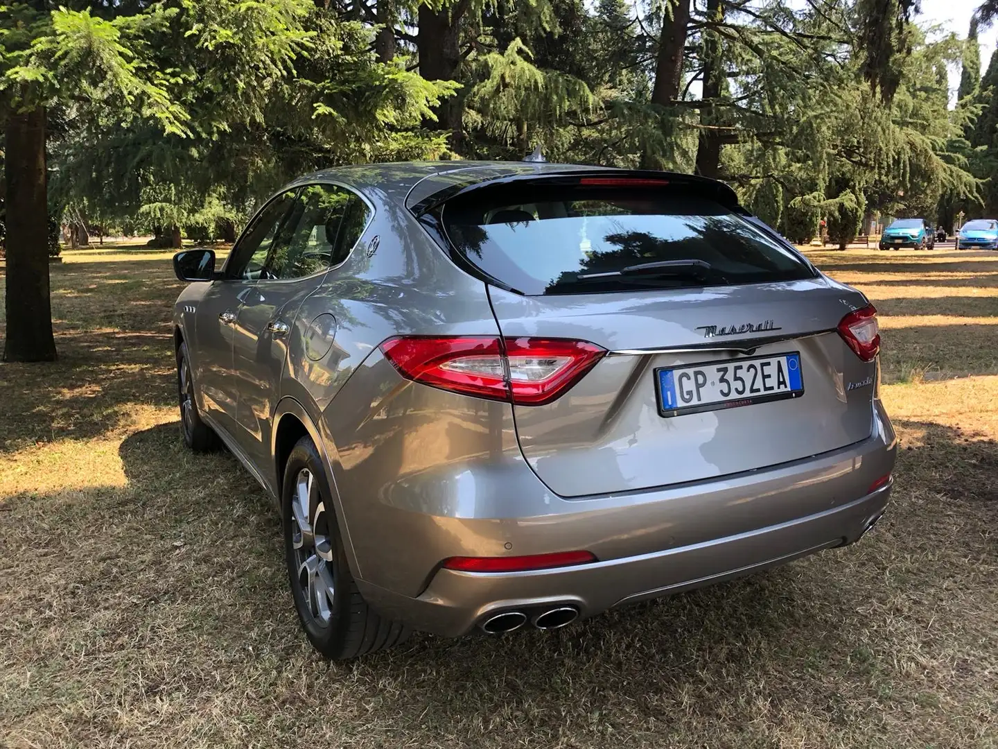 Maserati Levante 3.0 V6 Granlusso 275 Cv Auto - 2