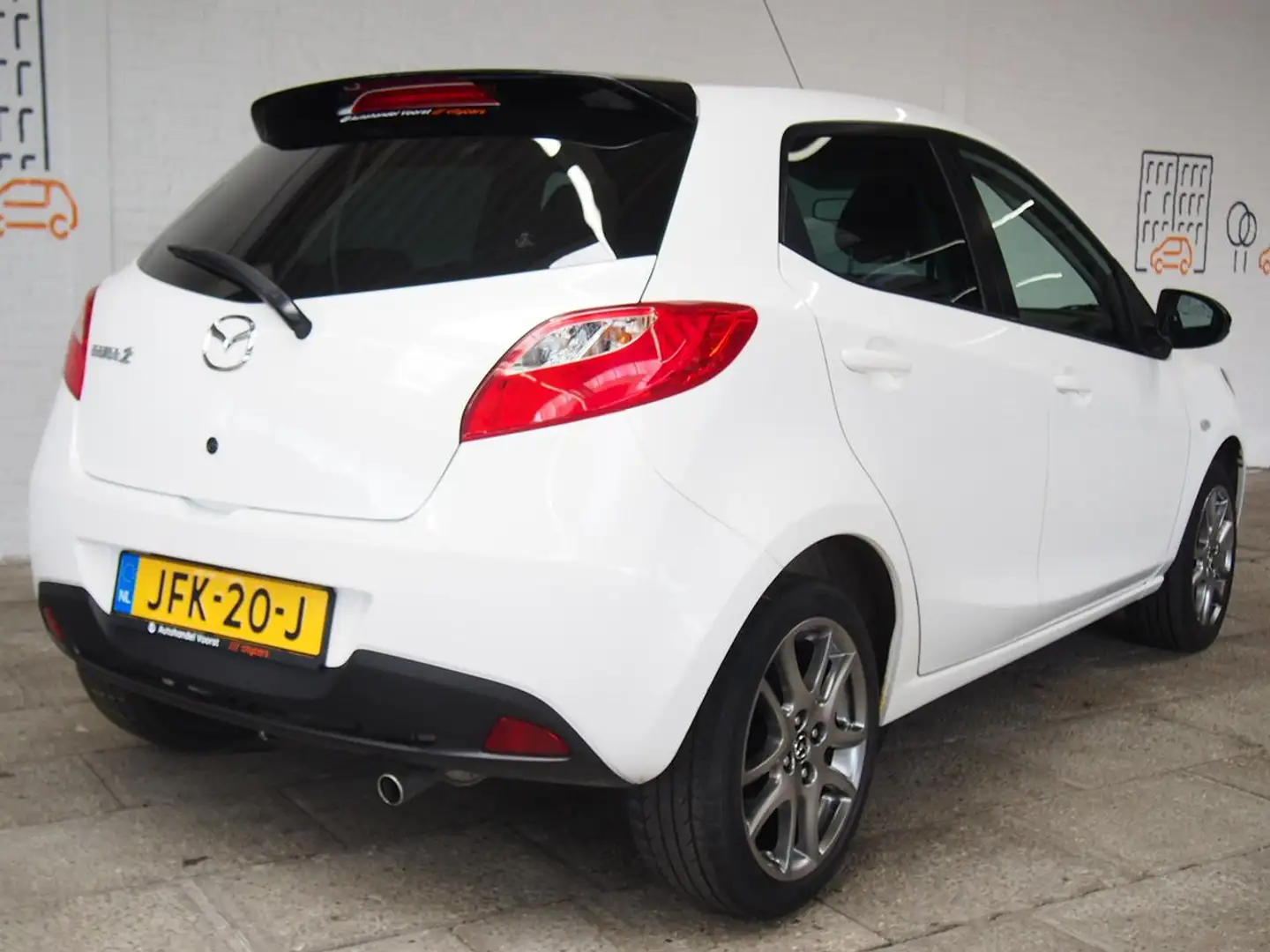 Mazda 2 1.3 Color Edition (APK:Nieuw) Incl:Garantie Blanco - 2