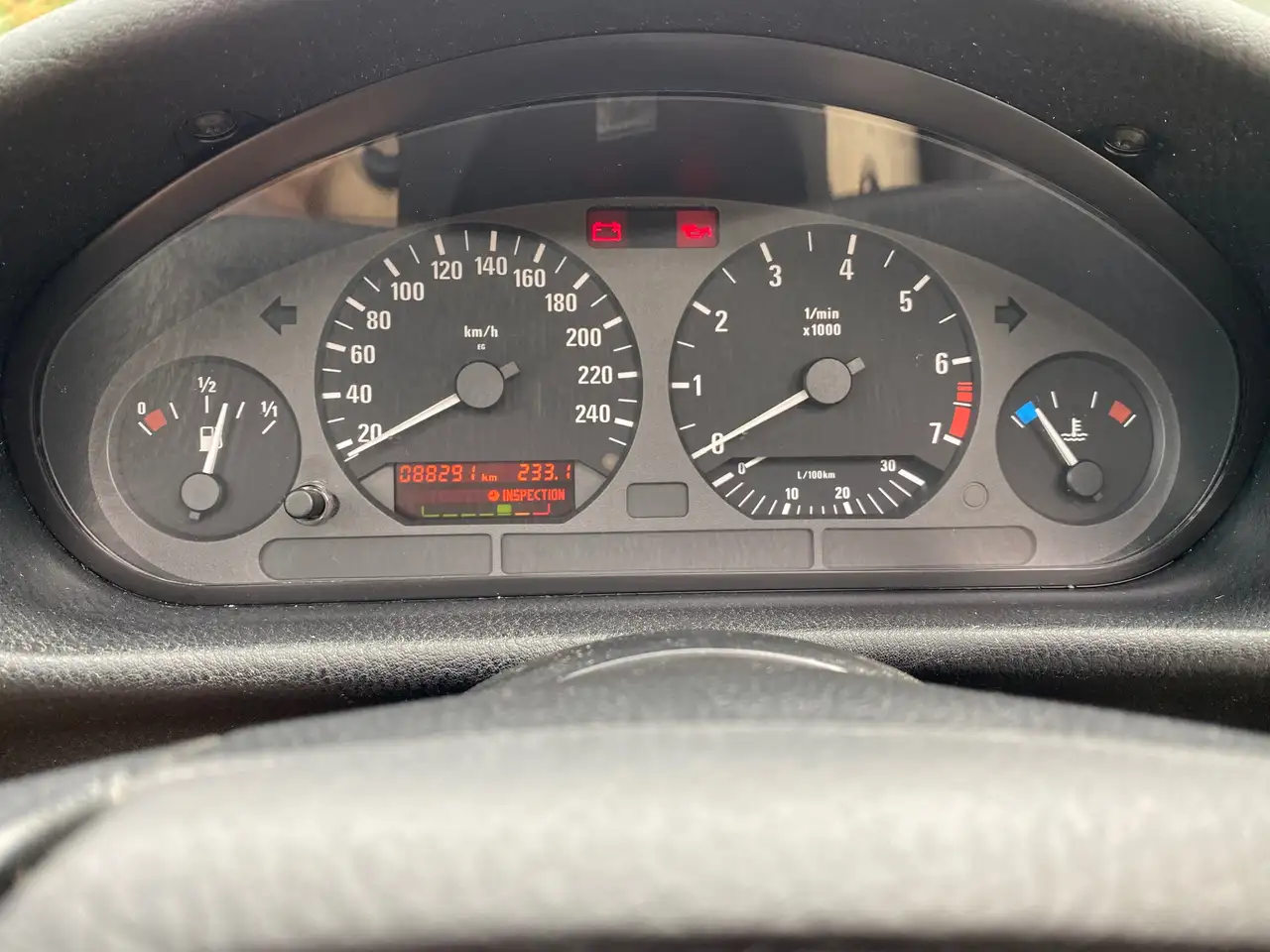 BMW 320i, foto 6
