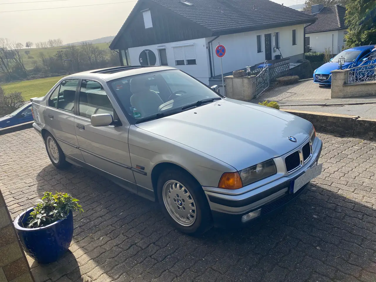 BMW 320i, foto 5