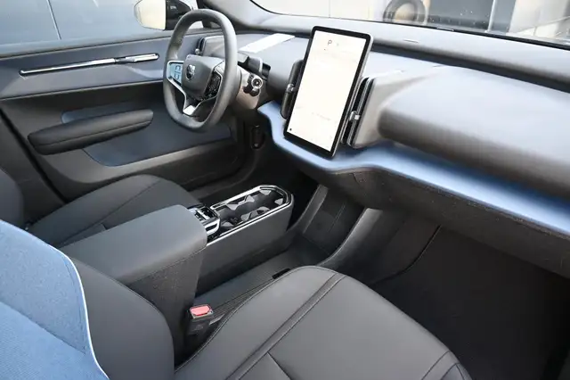 Volvo Ex30 view 13