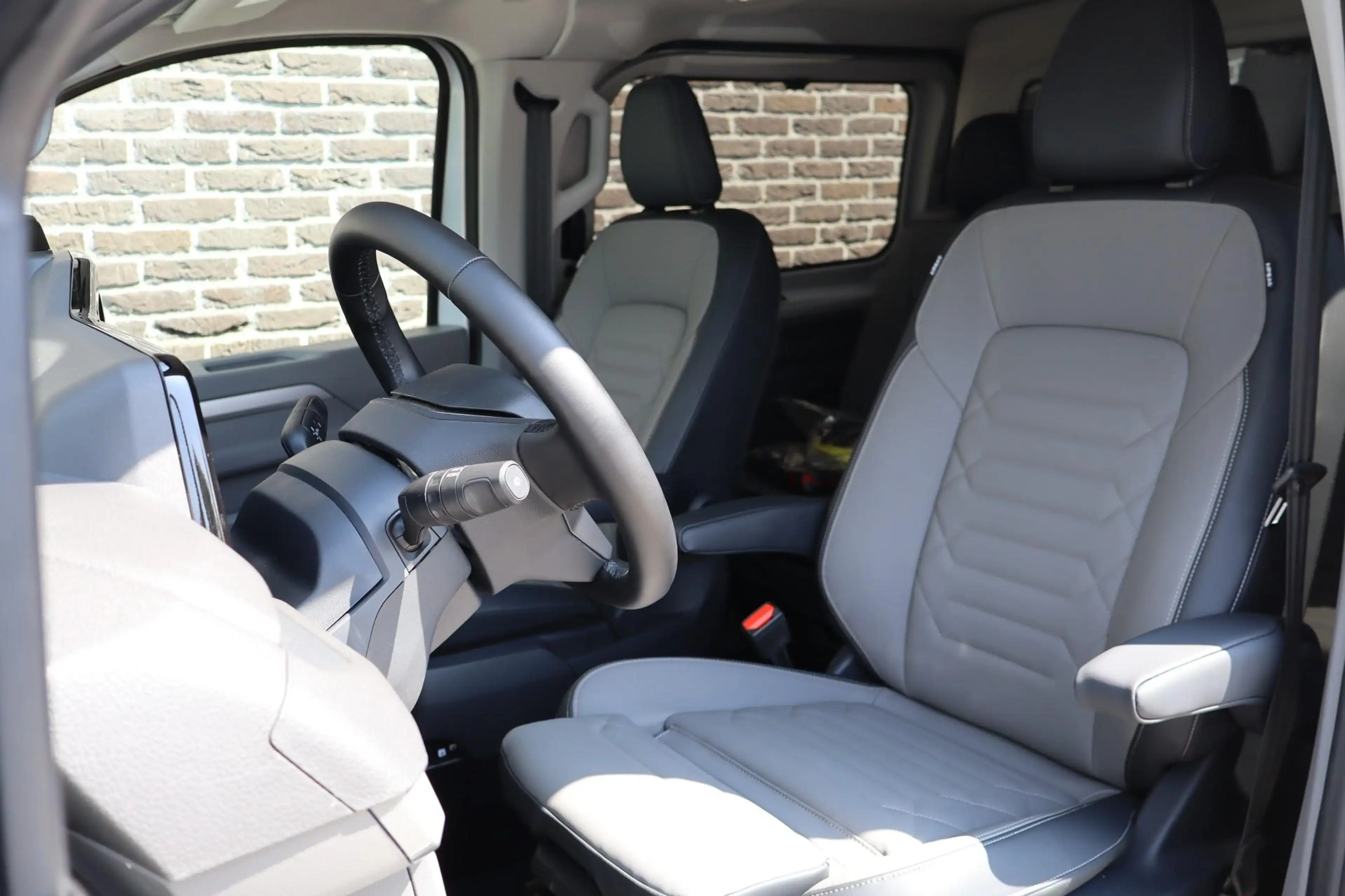Volkswagen Transporter 2.5 eHybrid 233pk DC L2H1 30 Bulli | Dubbele Cabin — photo 5