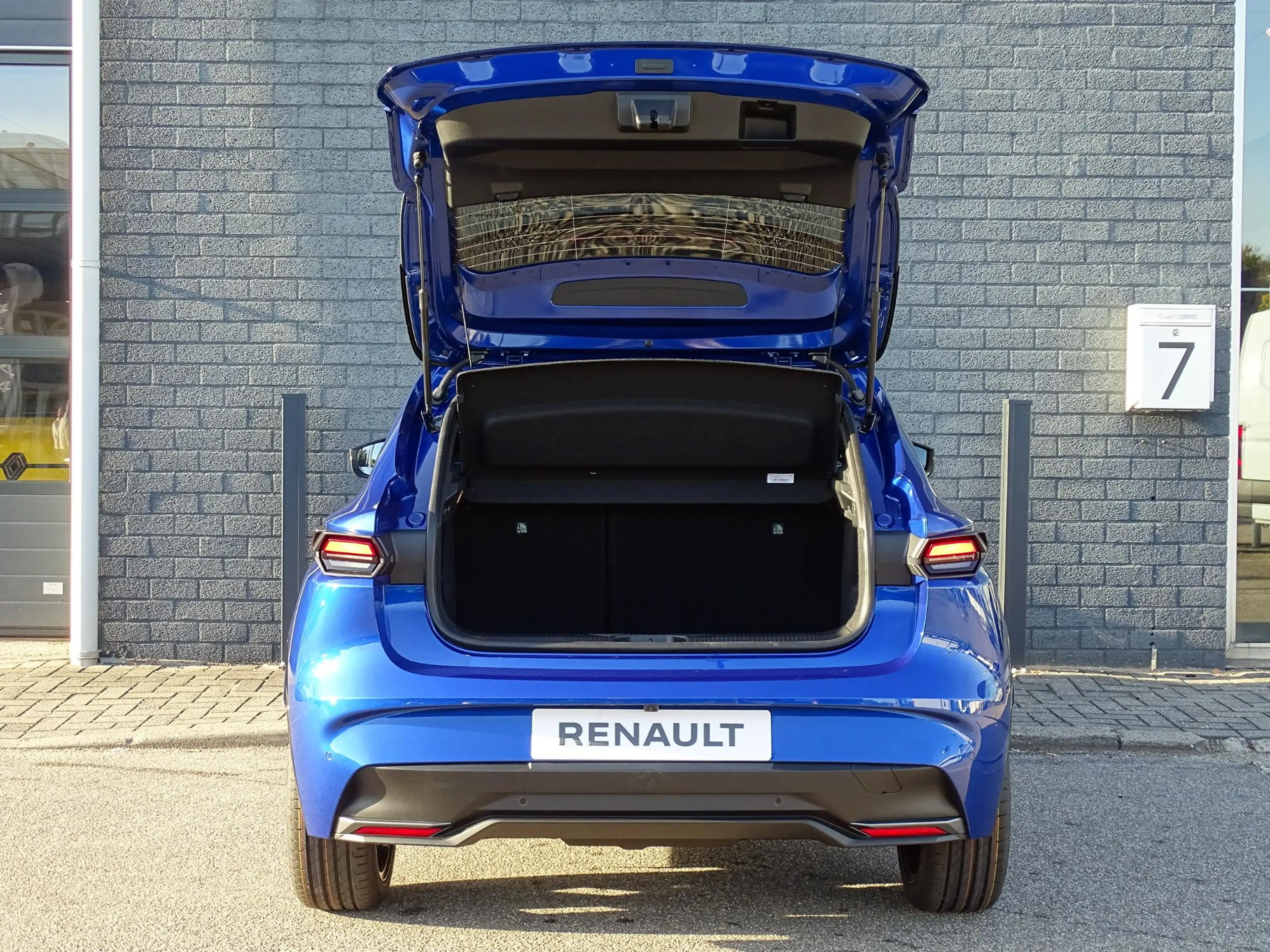 Renault Clio 1.8 Hybrid 160 esprit Alpine NU 5 JAAR GARANTIE! / — photo 37