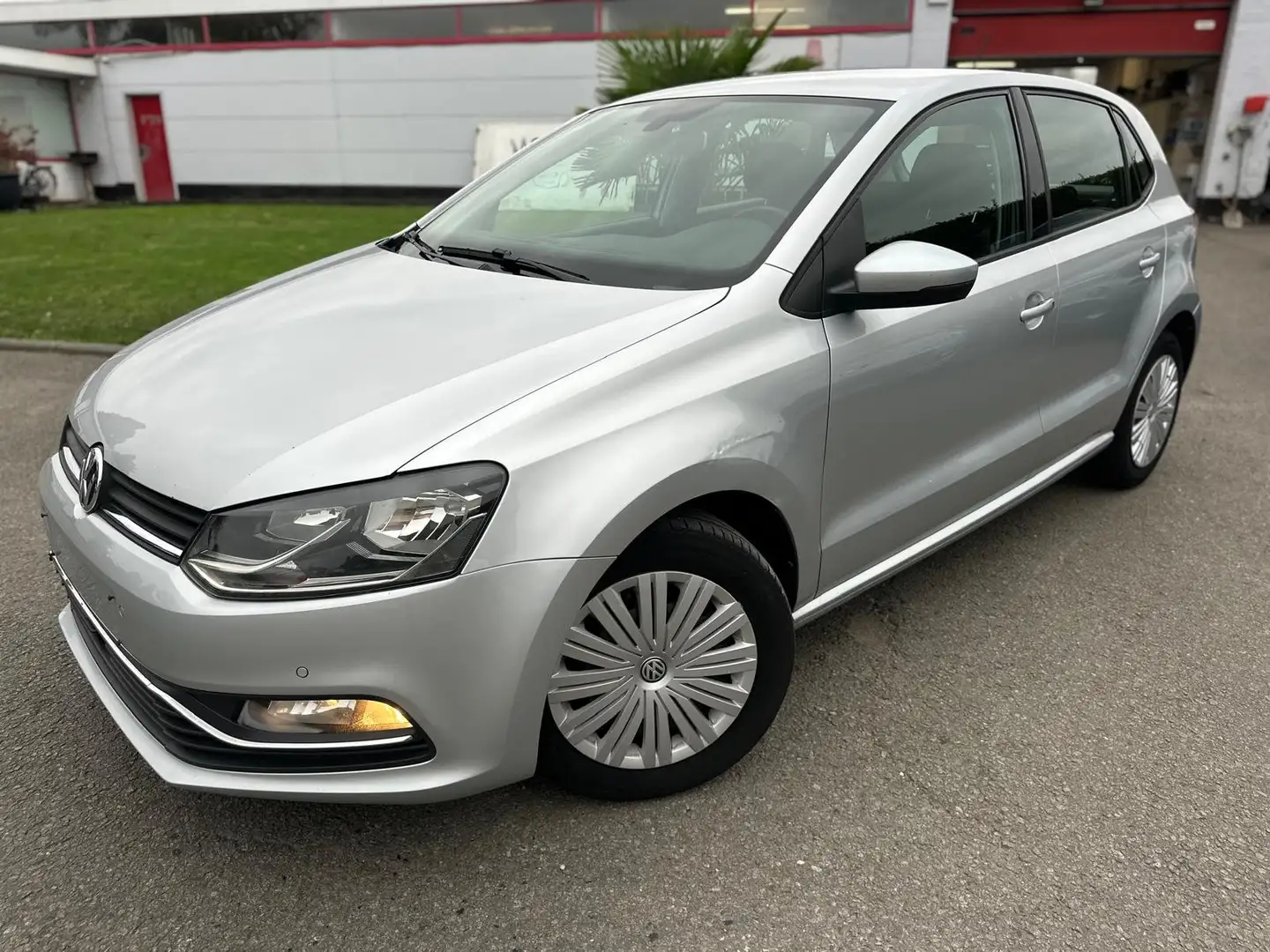 Volkswagen Polo Polo 1.4 CR TDi Trendline Gris - 1