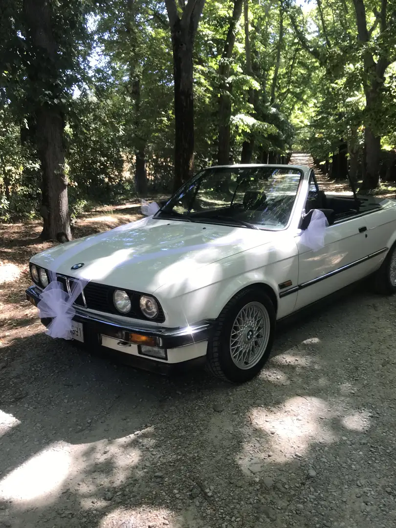 BMW 320 320i Cabrio L - 2