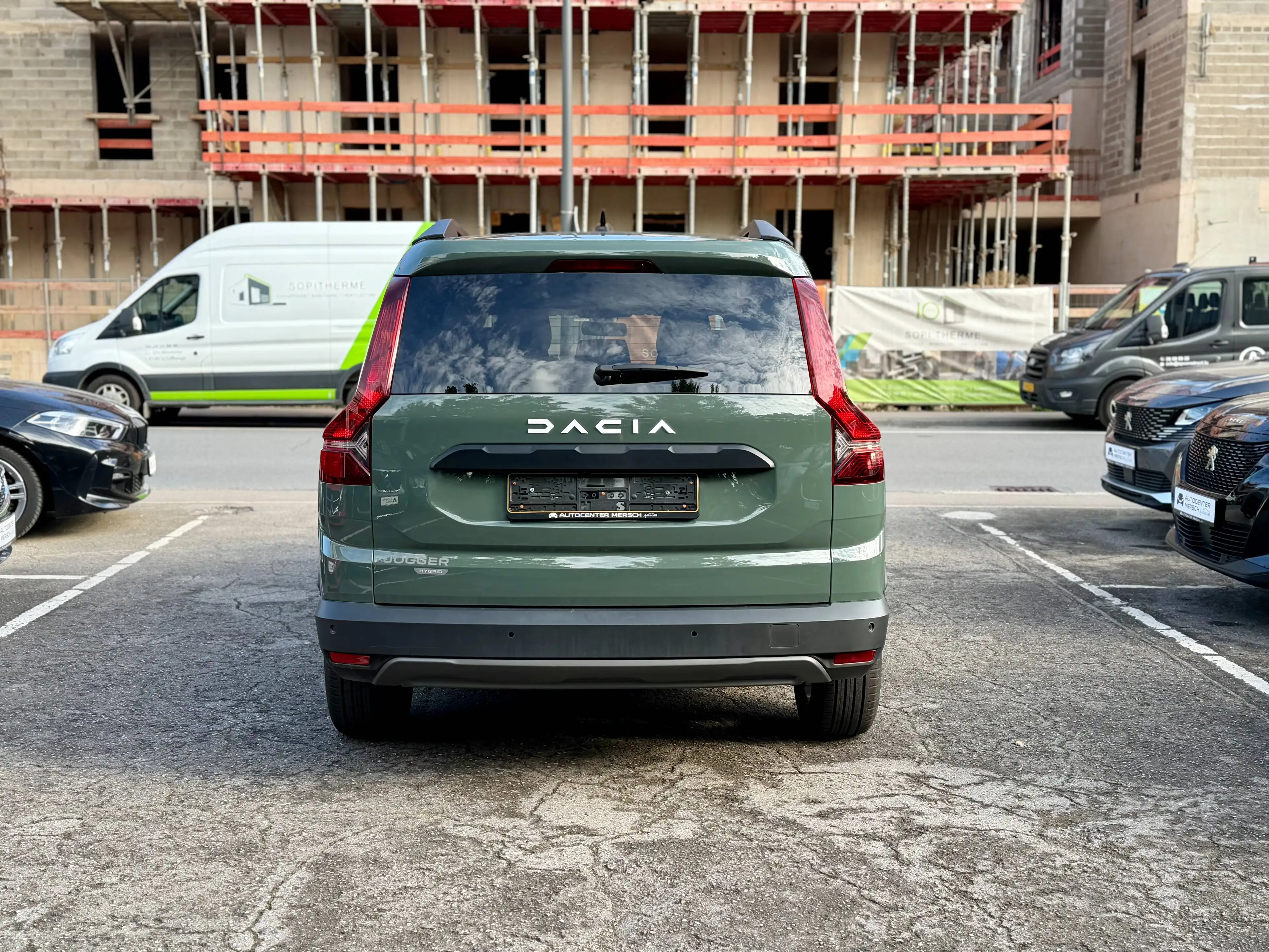 Dacia Jogger 1.6 Hybrid 140 Extreme 7pl. — photo 6