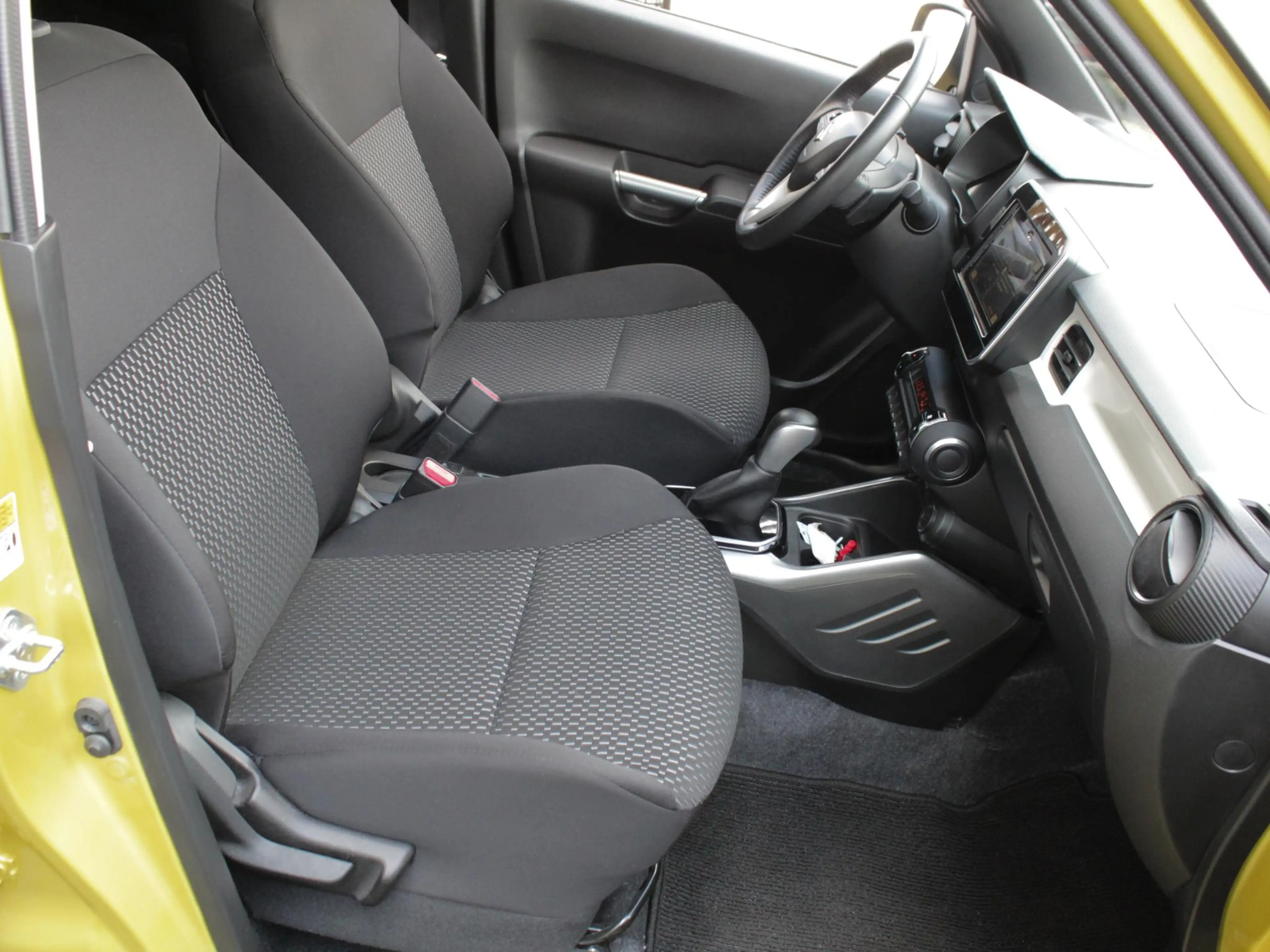 Suzuki Ignis 1.2 Smart Hybrid Style Automaat | Navi | Cruise | — photo 5