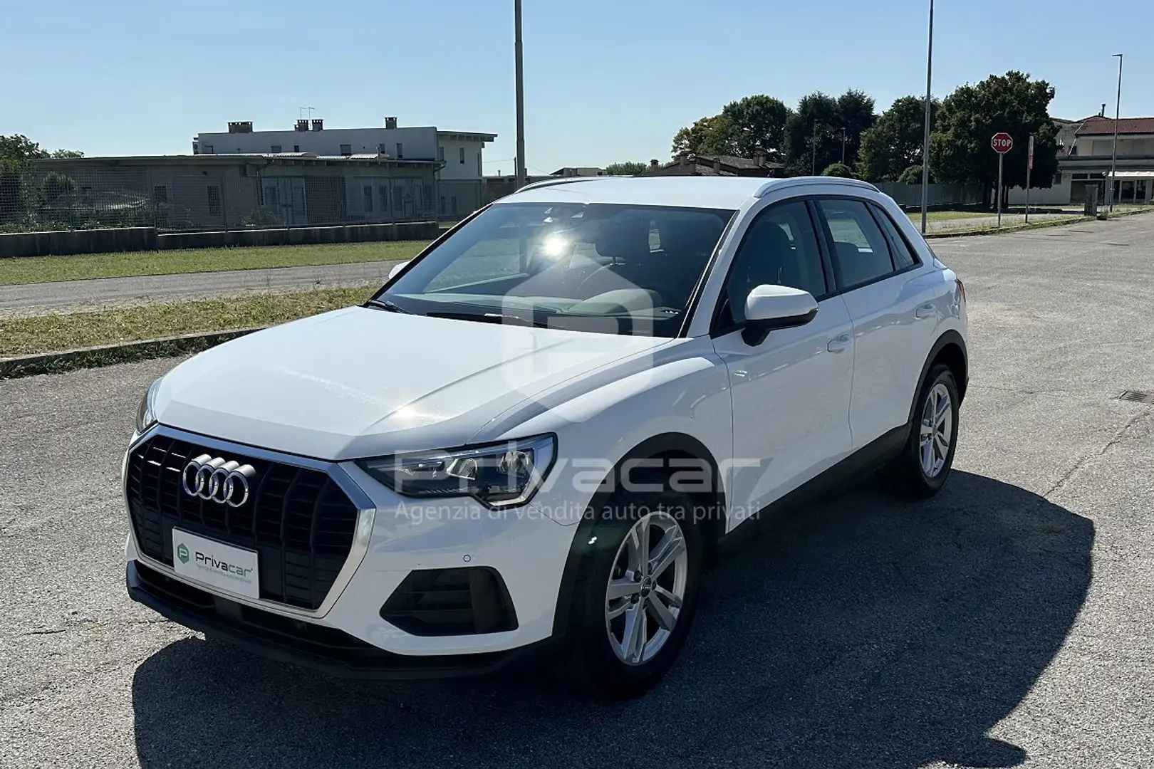 Audi Q3 Q3 35 TFSI Business Blanc - 1