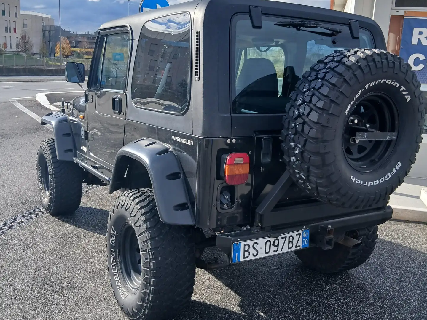Jeep Wrangler Wrangler Soft Top 2.5 Texan autocarro Noir - 2