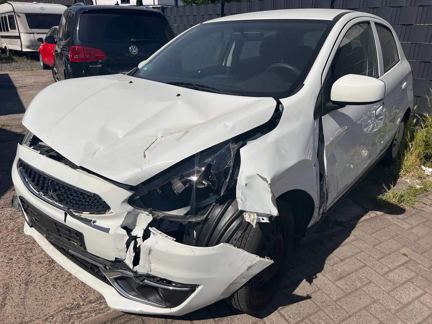 Mitsubishi Space Star Basis NUR 39TKM Airbags sind OK Blanc - 1