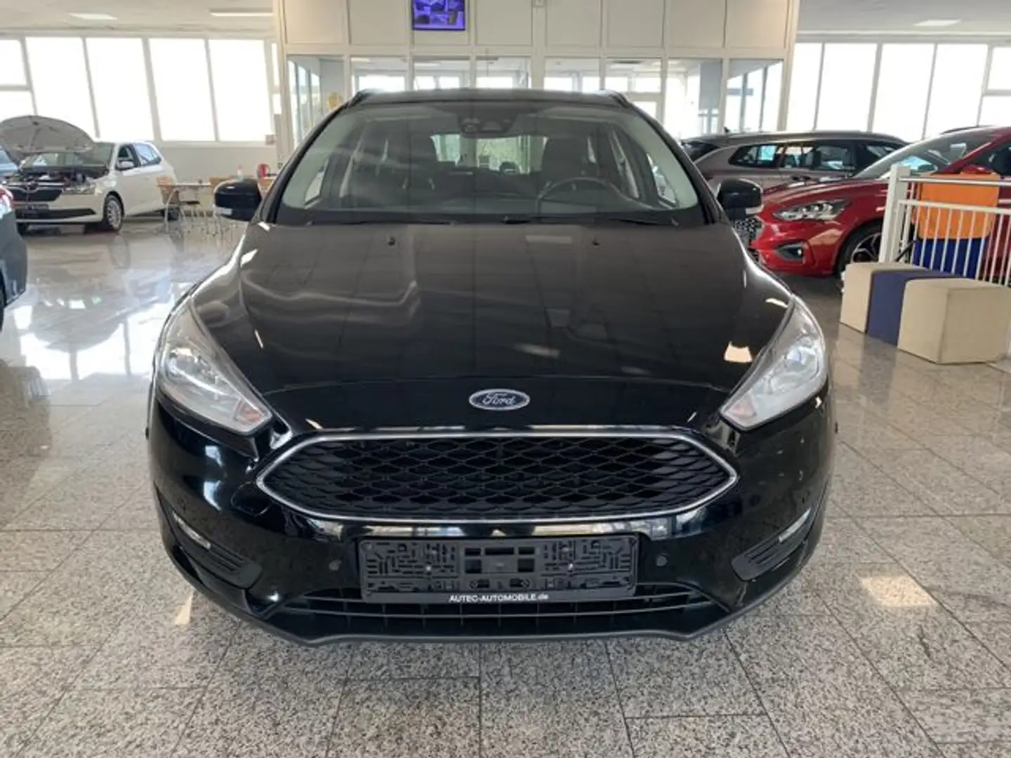 Ford Focus Turnier 1.0 Business LPG NAVI+SHZ+TEMPOMAT Negru - 2