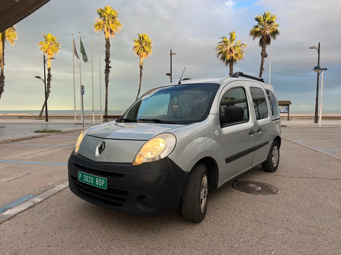 Renault Kangoo Kangoo Combi 1.6 Expression 2008 Expression Gris - 2