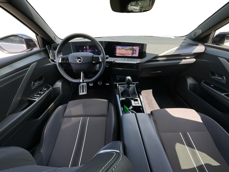 Opel Astra L 1.2 Turbo GS Line 360 Kamera Automatik — photo 11