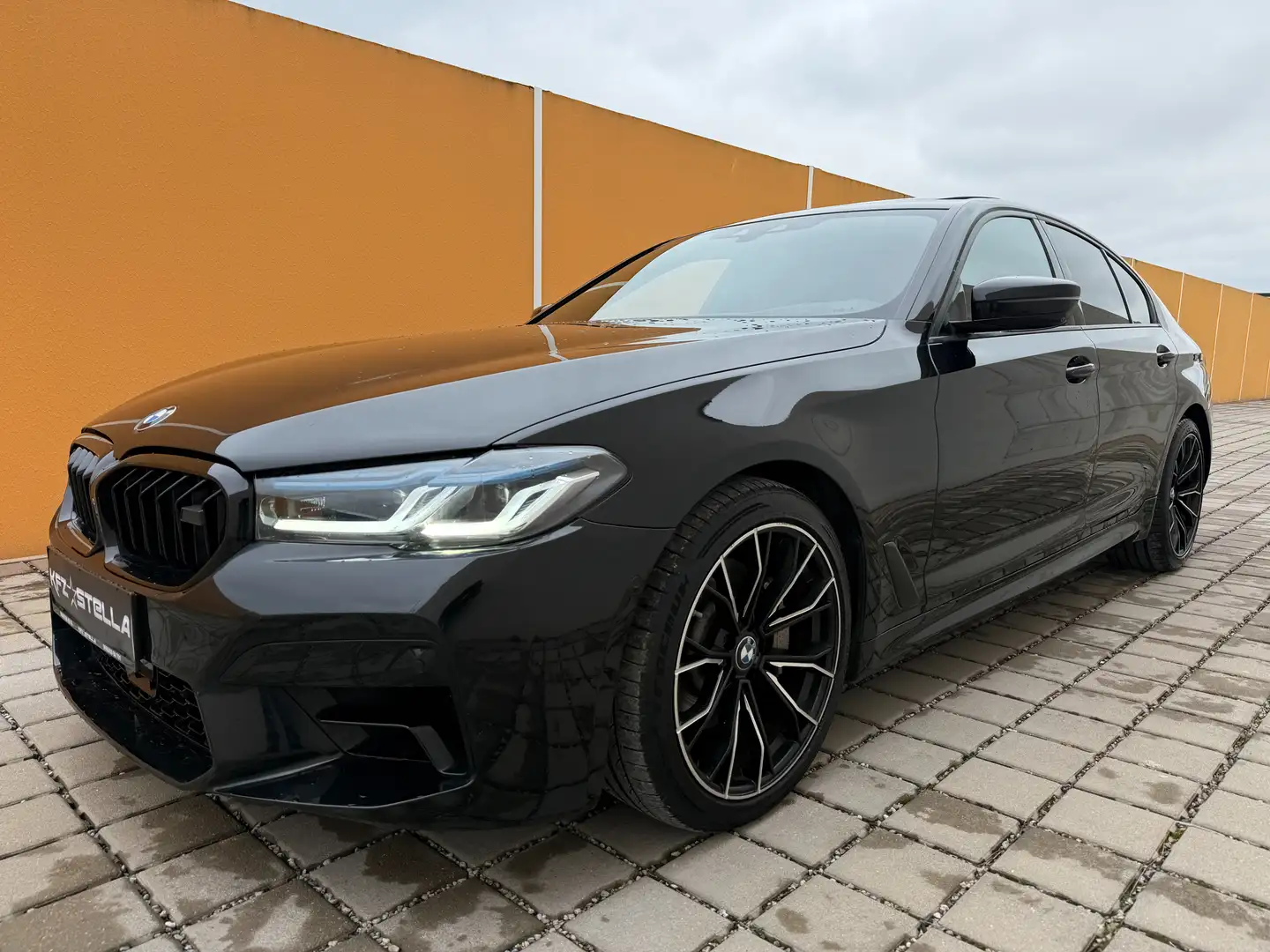 BMW 530 d G30 LCI F90 Look / SHD / Kamera / Ambiente Negru - 1