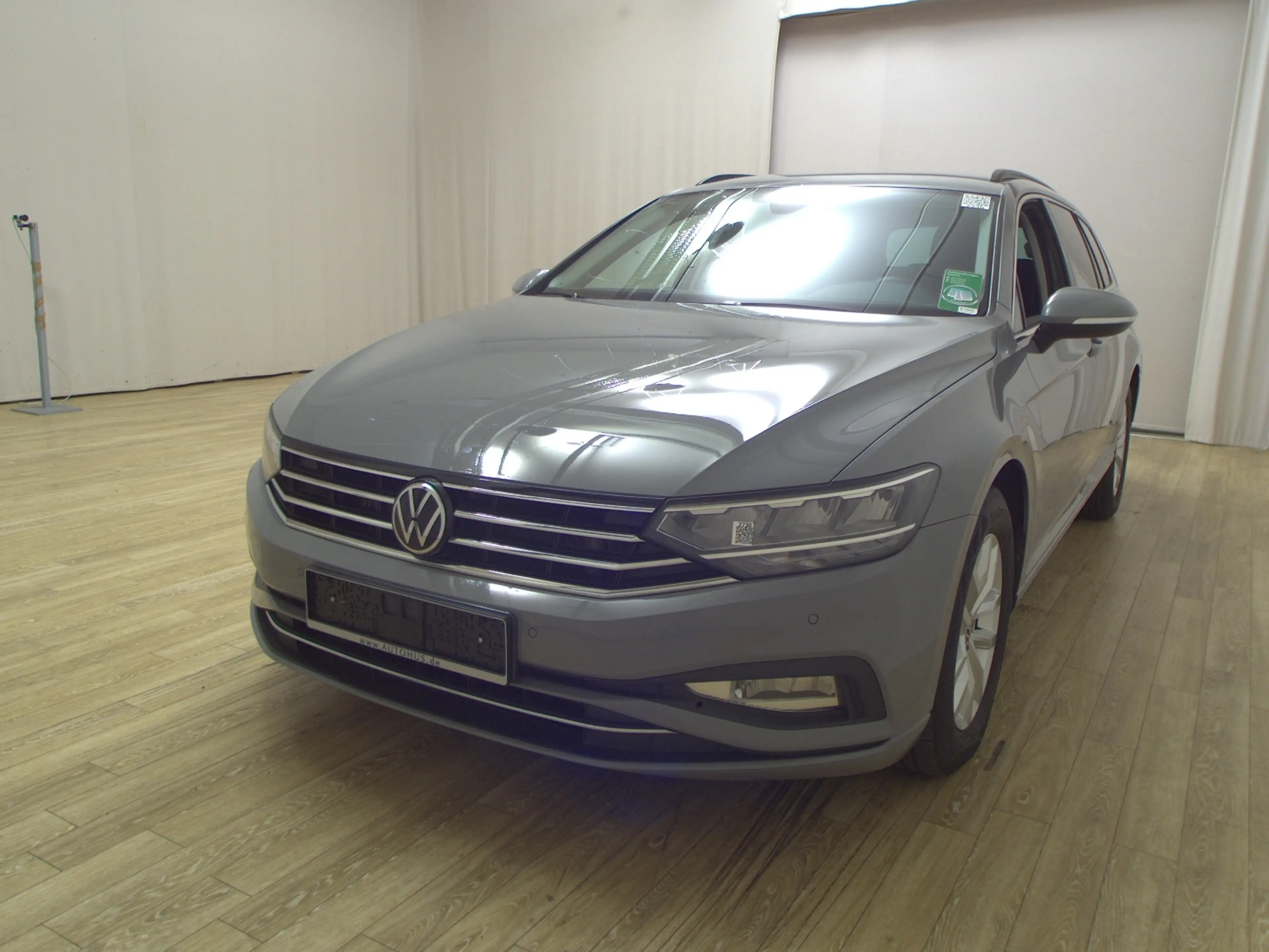 Volkswagen Passat Variant — photo 2