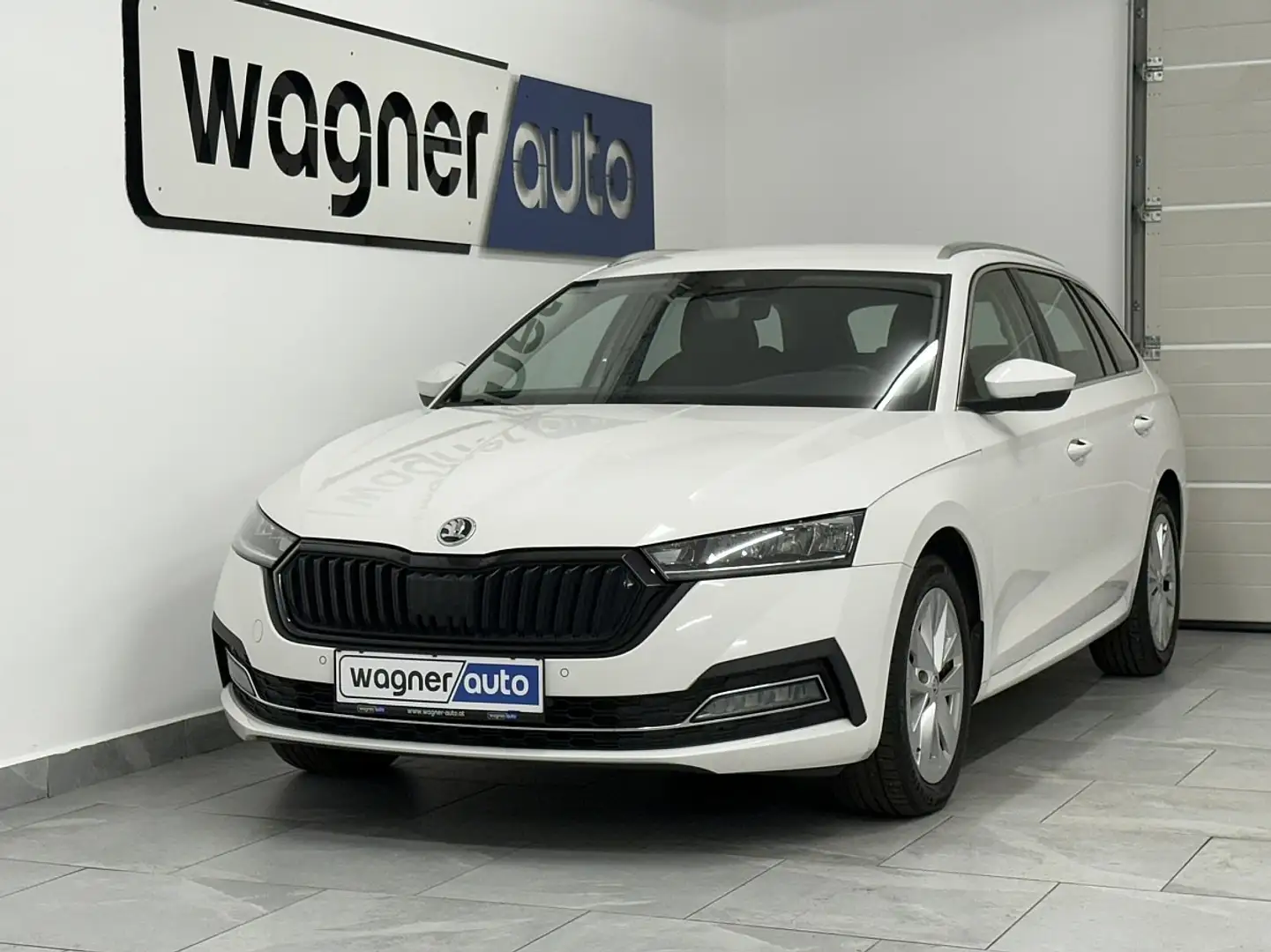 Skoda Octavia Combi 2,0 TDI Style DSG.LED/ACC/Navi/AHK/RFK/La... Weiß - 2