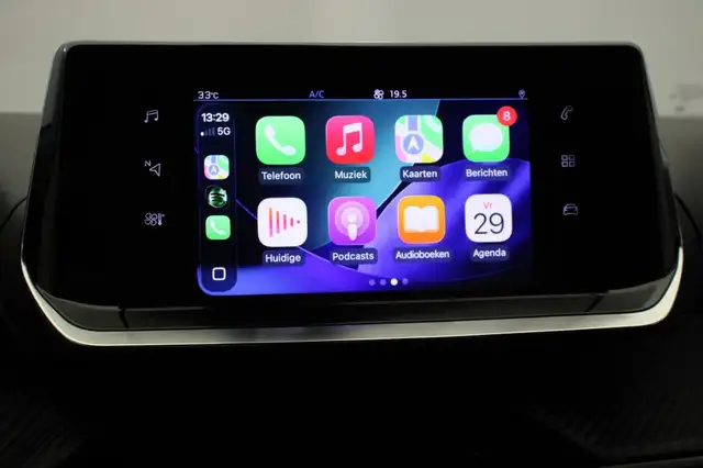 Peugeot 2008 view 6