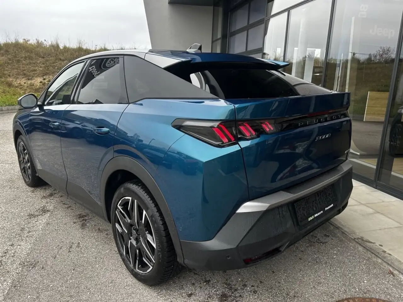 Peugeot 3008 Hybrid 136 E-DCS6 Allure Aut. 3