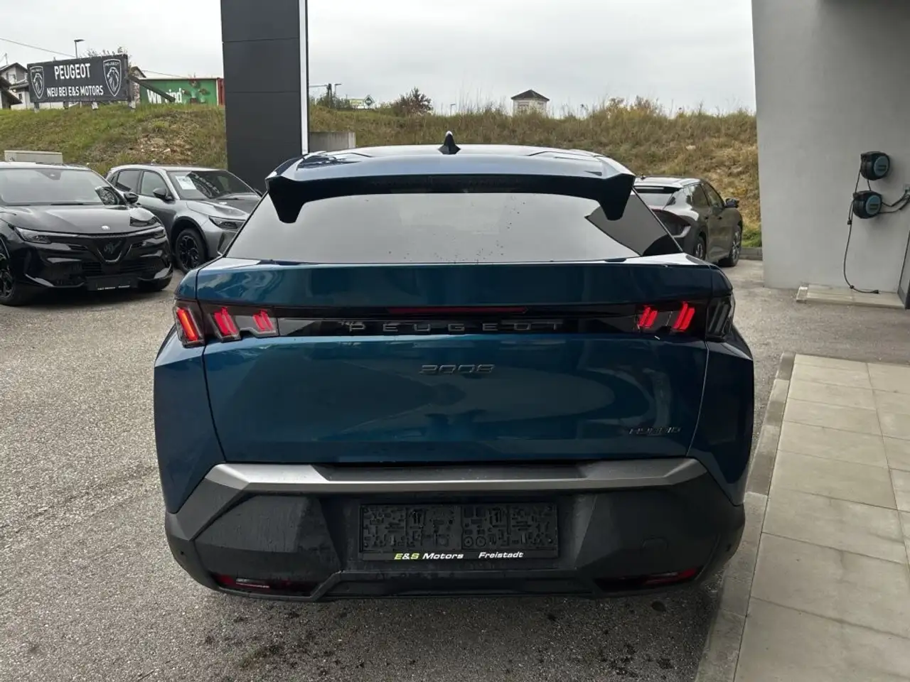 Peugeot 3008 Hybrid 136 E-DCS6 Allure Aut. 4