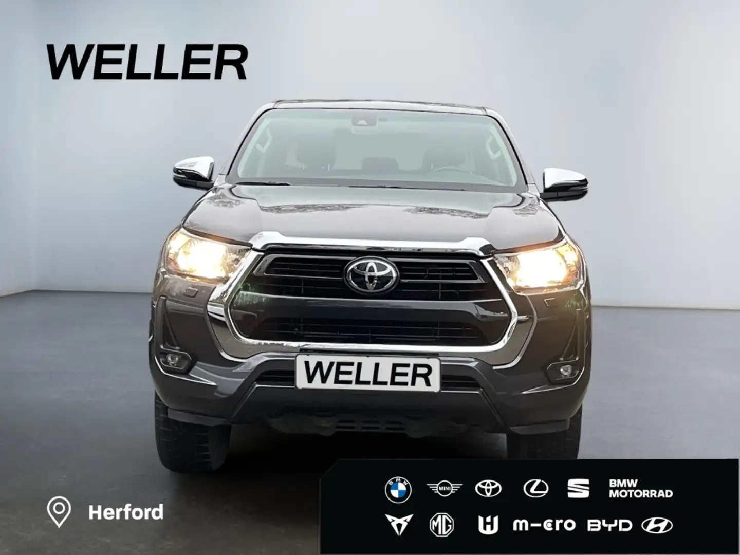 Toyota Hilux 4x4 Double Cab Comfort *ACC*CAM*SHZ*CarPlay* Grau - 2