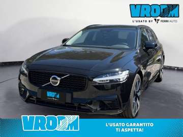 T6 Plug-in Hybrid AWD automatico Plus Dark
