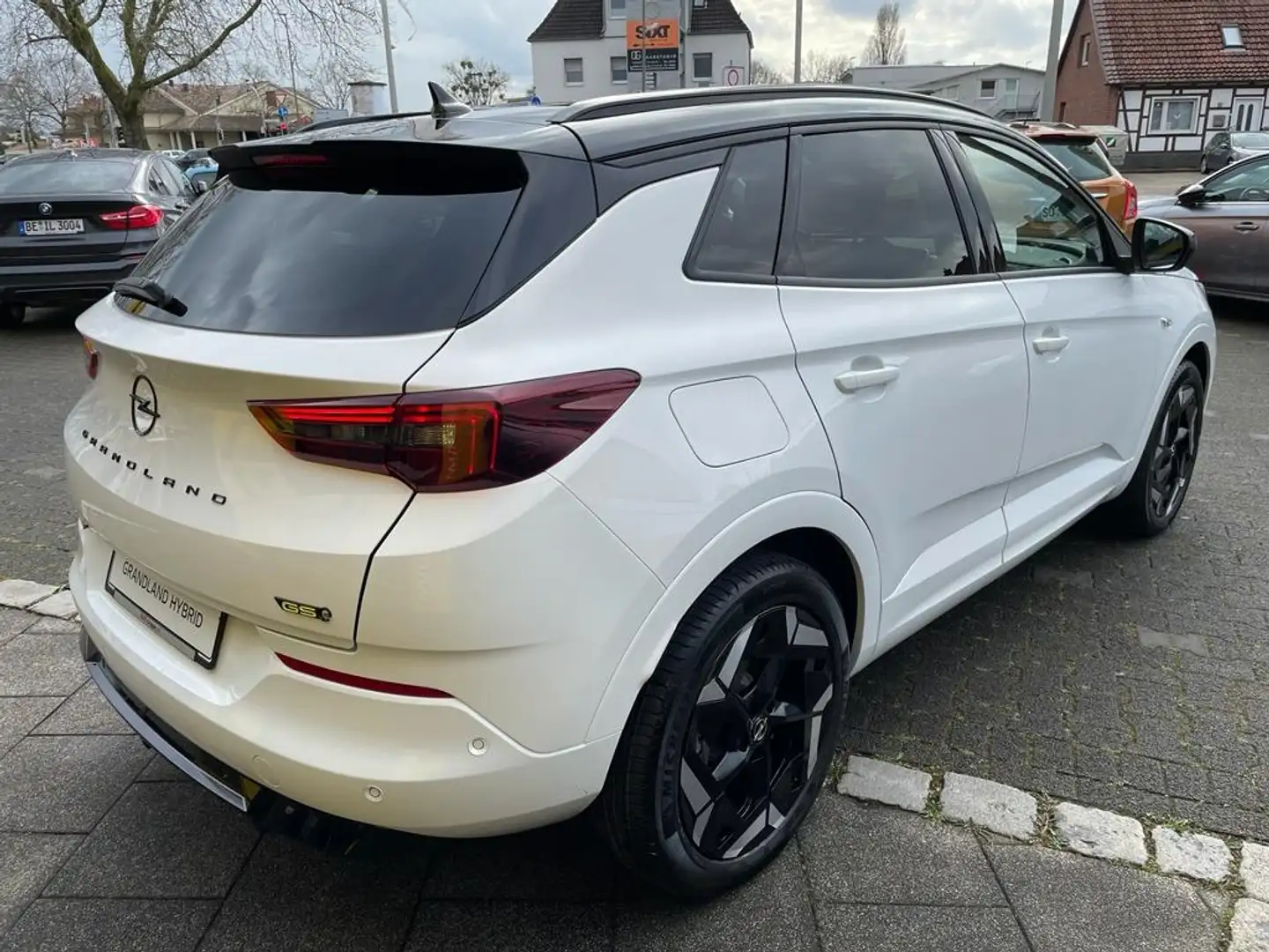 Opel Grandland GSe Hybrid4 NightVision LED Leder 7,4 OBC Weiß - 2