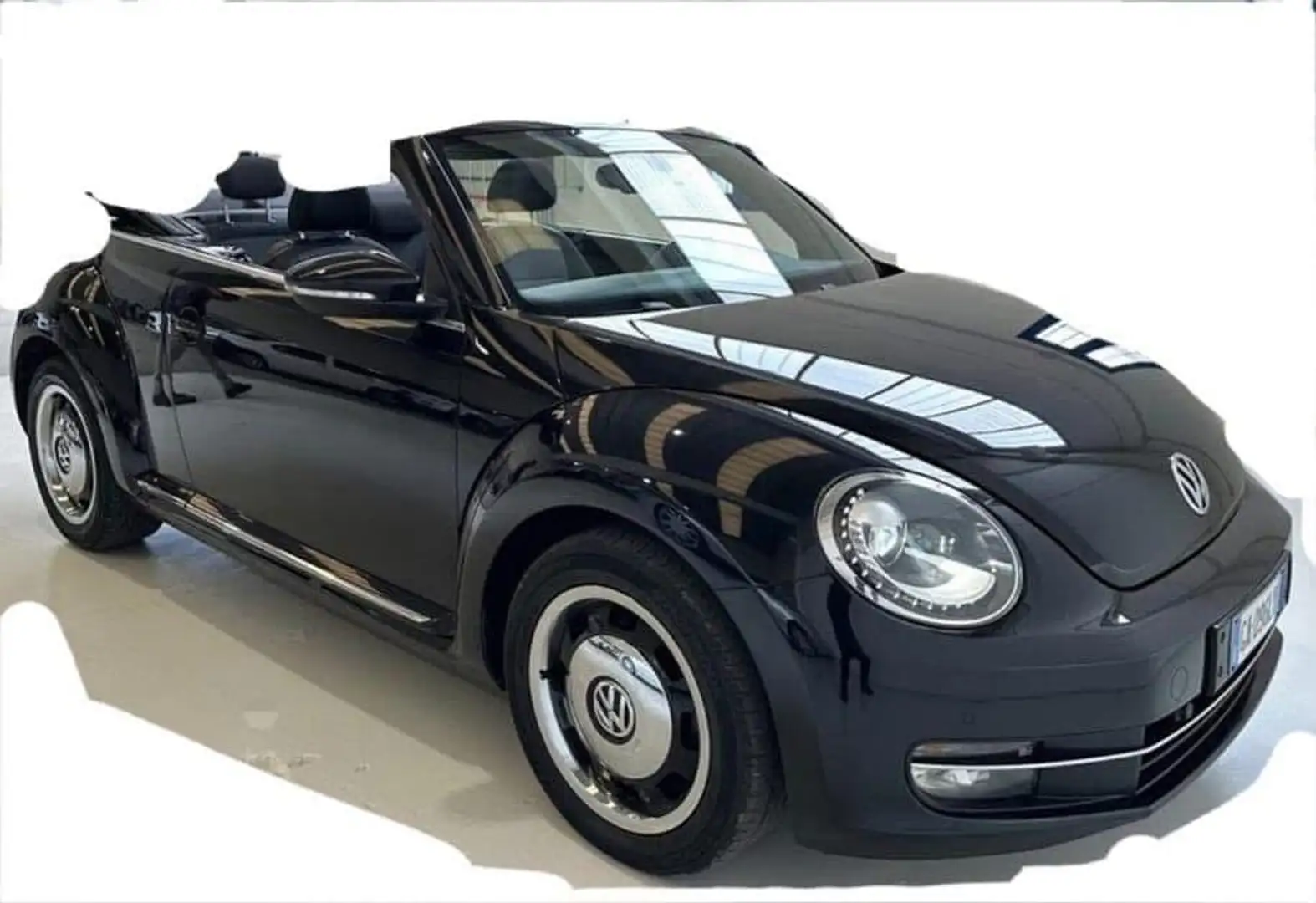 Volkswagen Maggiolino Maggiolino 2011 1.6 tdi Design 105cv Nero - 2