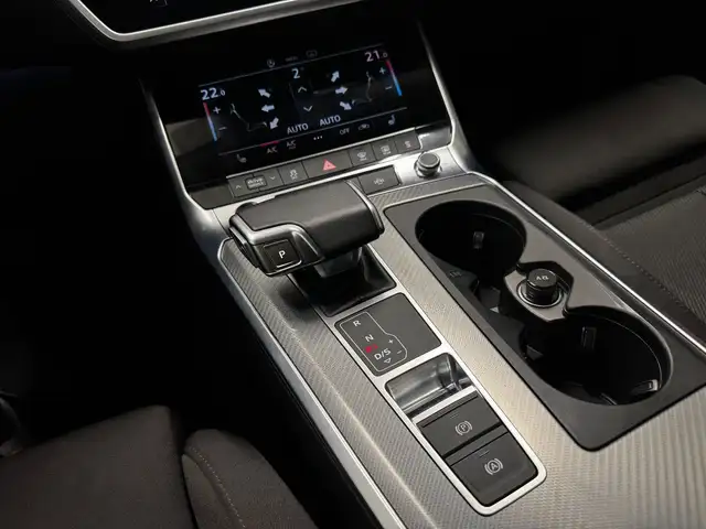 Audi A6 view 15