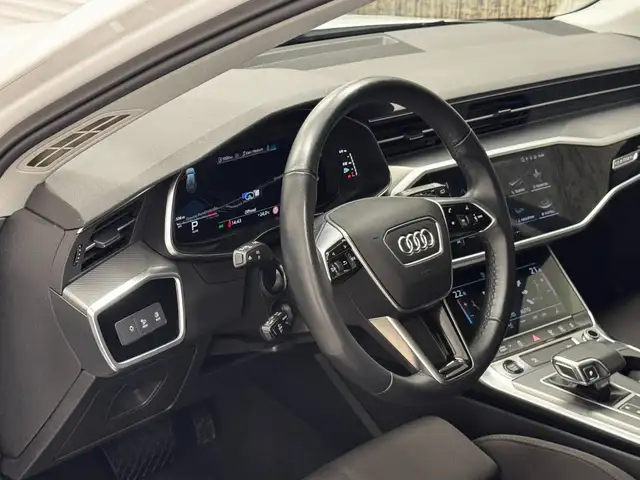 Audi A6 view 10