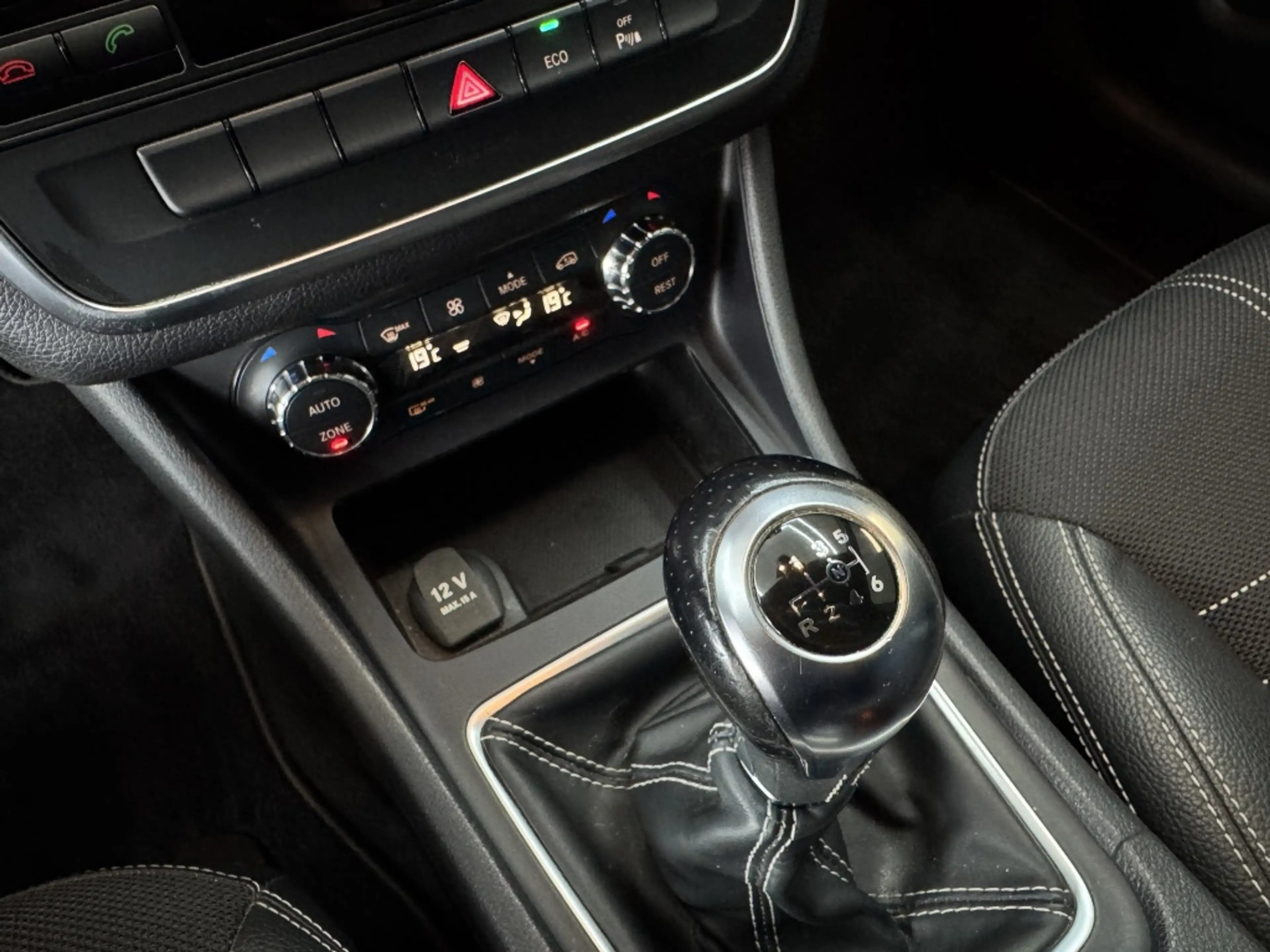 Mercedes-Benz CLA 180 CRUISE / PARKEERSENS. / AIRCO / NAP / — photo 11