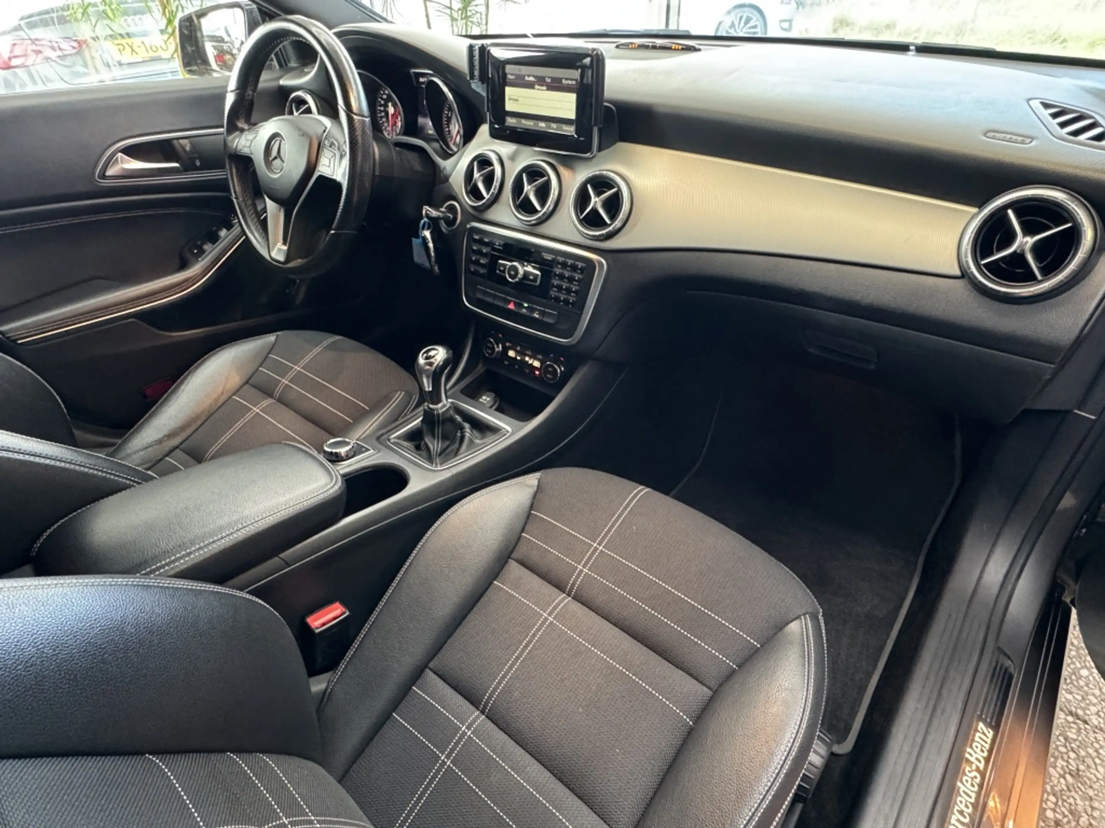 Mercedes-Benz CLA 180 CRUISE / PARKEERSENS. / AIRCO / NAP / — photo 5