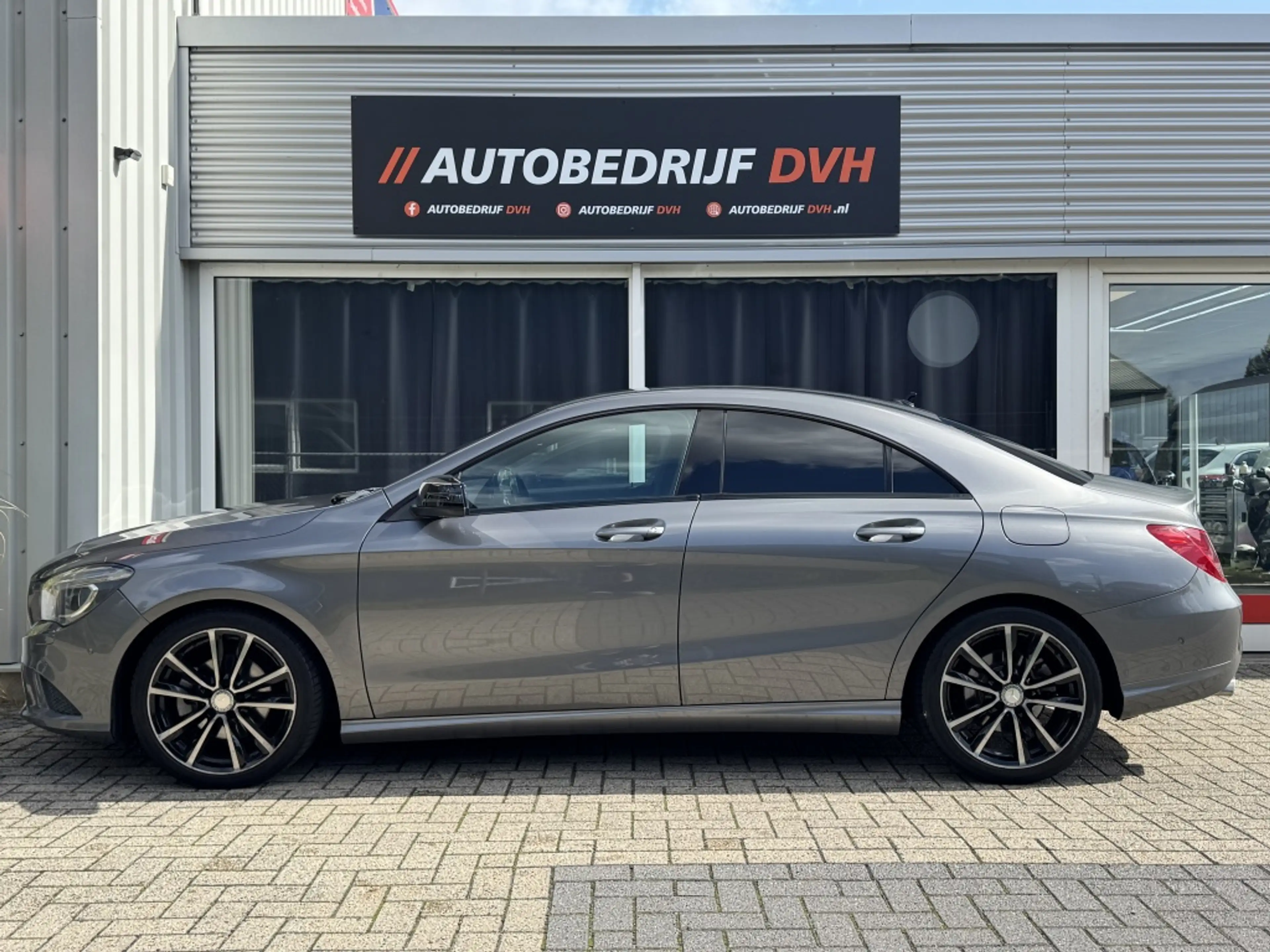 Mercedes-Benz CLA 180 CRUISE / PARKEERSENS. / AIRCO / NAP / — photo 2