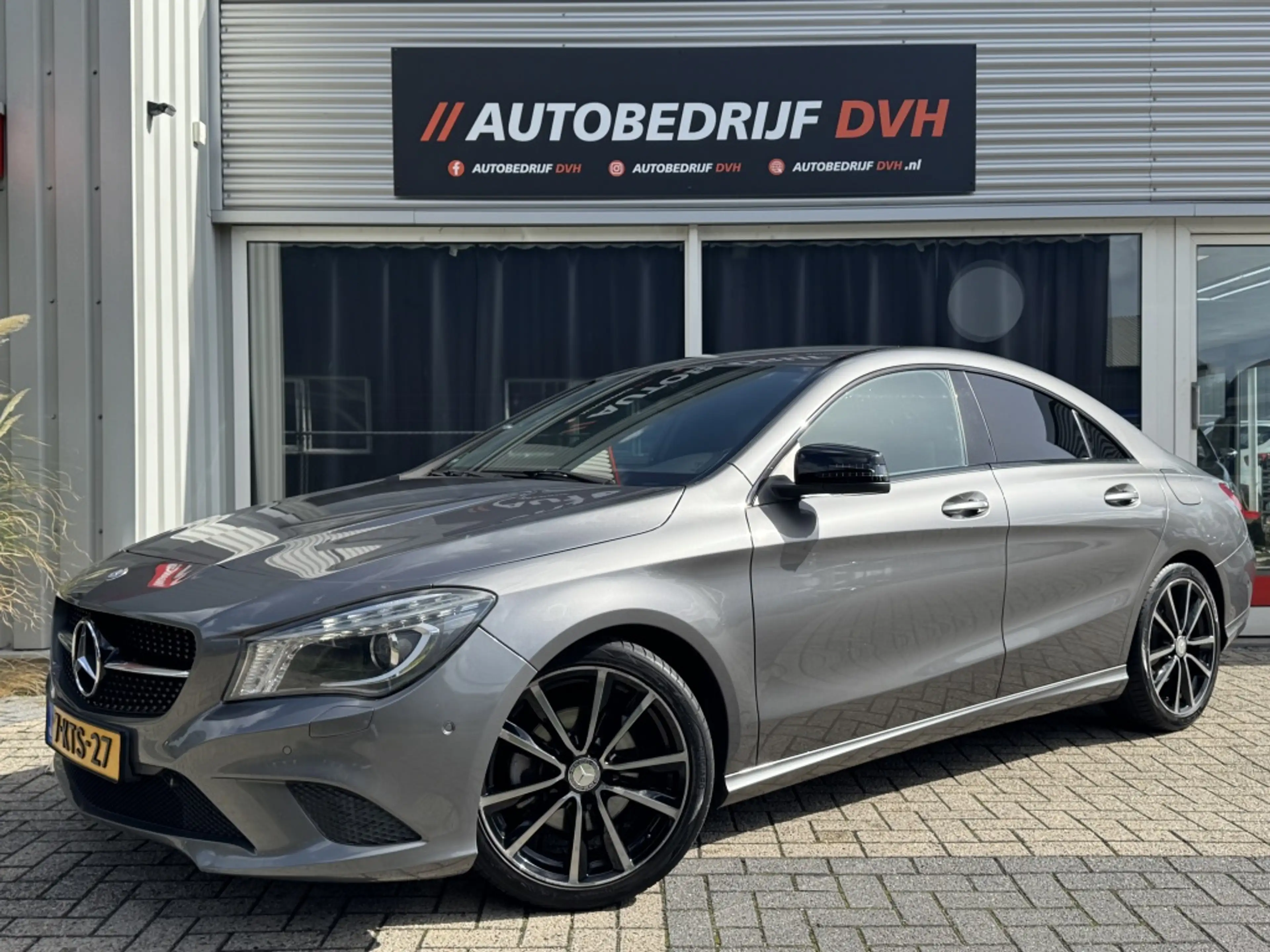 Mercedes-Benz CLA 180 CRUISE / PARKEERSENS. / AIRCO / NAP /