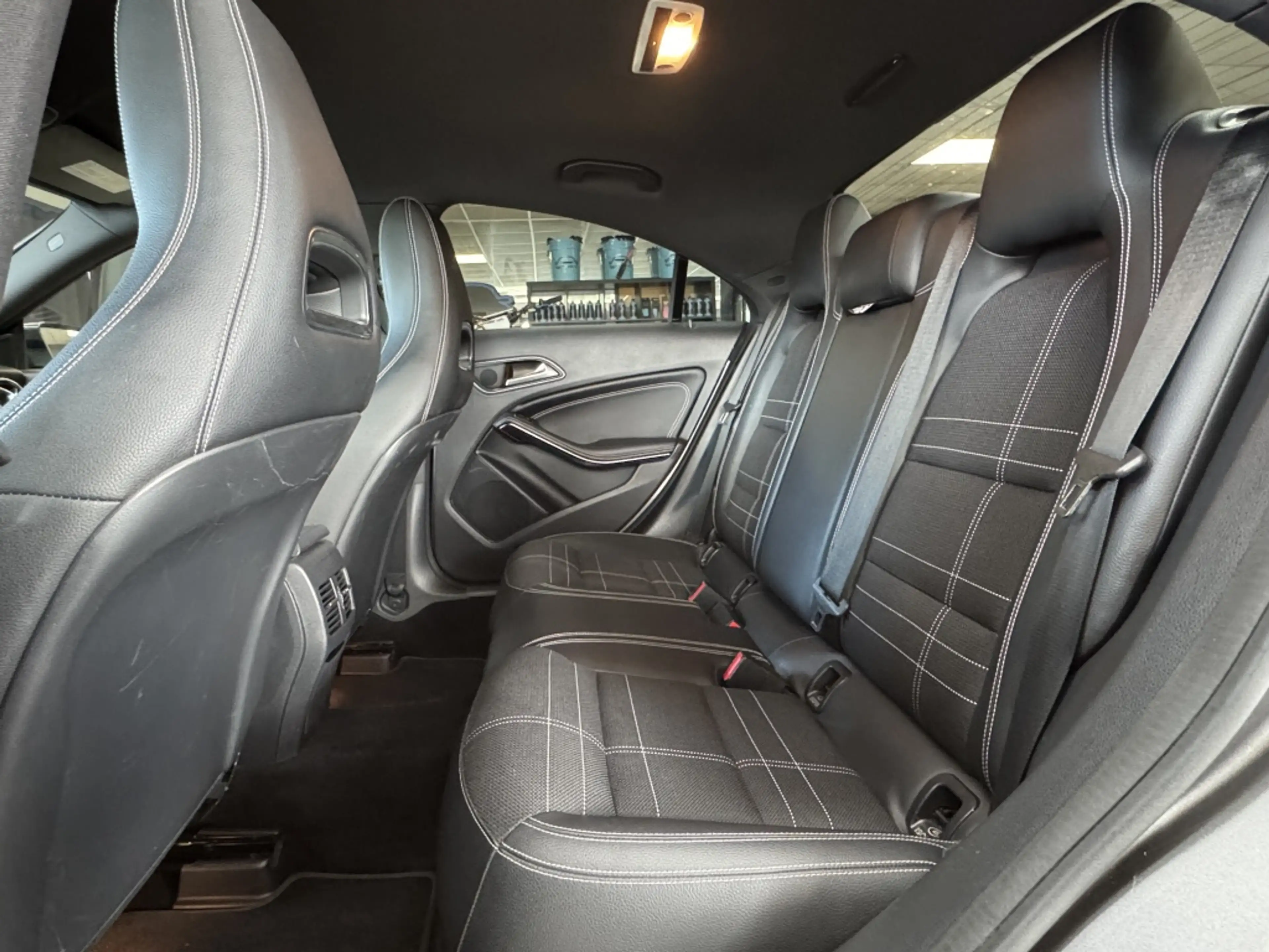 Mercedes-Benz CLA 180 CRUISE / PARKEERSENS. / AIRCO / NAP / — photo 6
