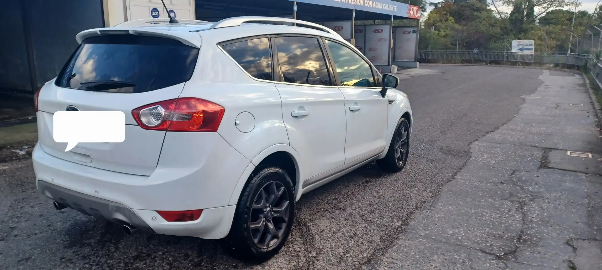 Ford Kuga 2.0TDCI Trend 2WD - 1